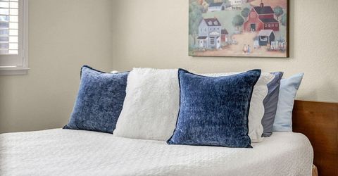 7354 Phoenix Drive, Sparks, NV 89436 Photo