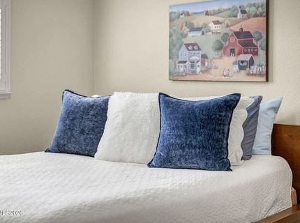 7354 Phoenix Drive, Sparks, NV 89436 Photo