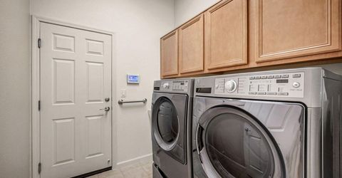 7354 Phoenix Drive, Sparks, NV 89436 Photo