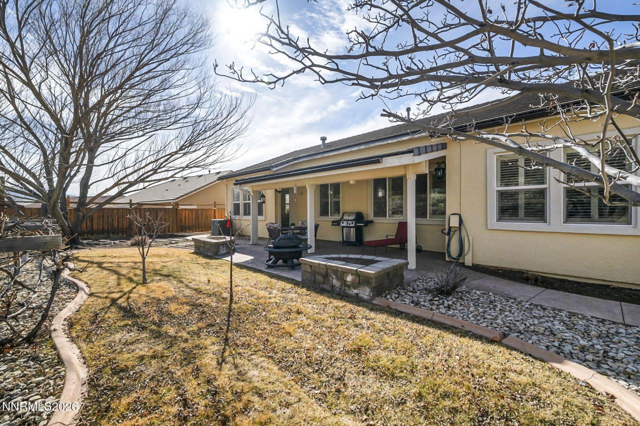 7354 Phoenix Drive, Sparks, NV 89436 Photo