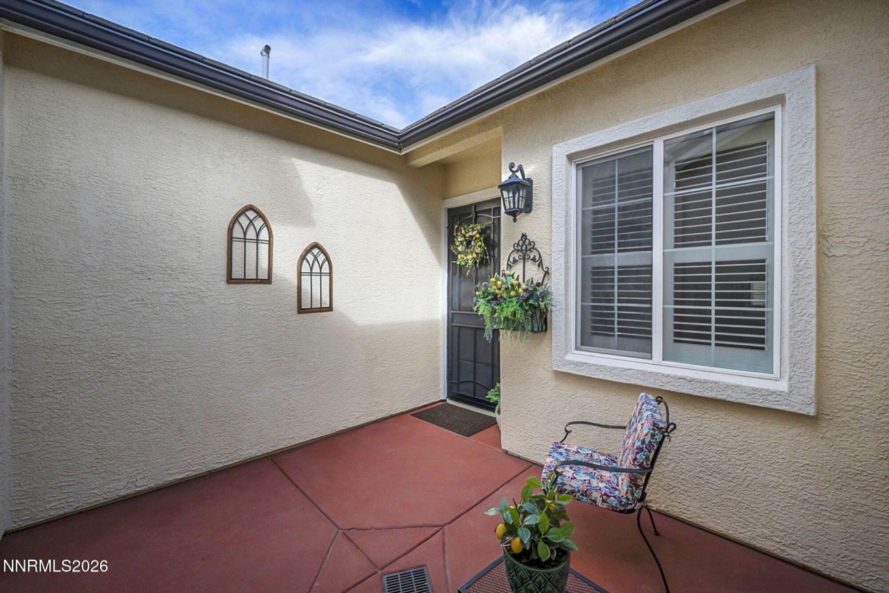 7354 Phoenix Drive, Sparks, NV 89436 Photo