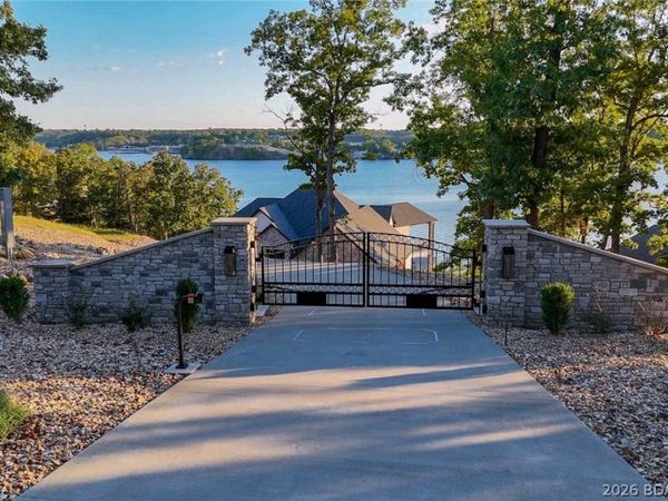 81 Forest Trace, Sunrise Beach, MO 65079