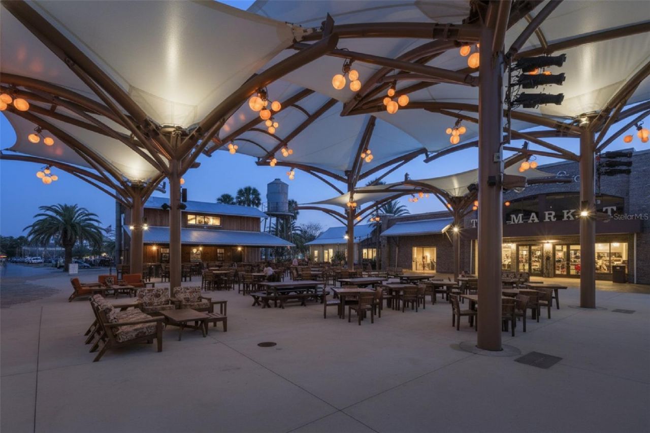 7492 Far Hills Loop, The Villages, FL 34762 Photo