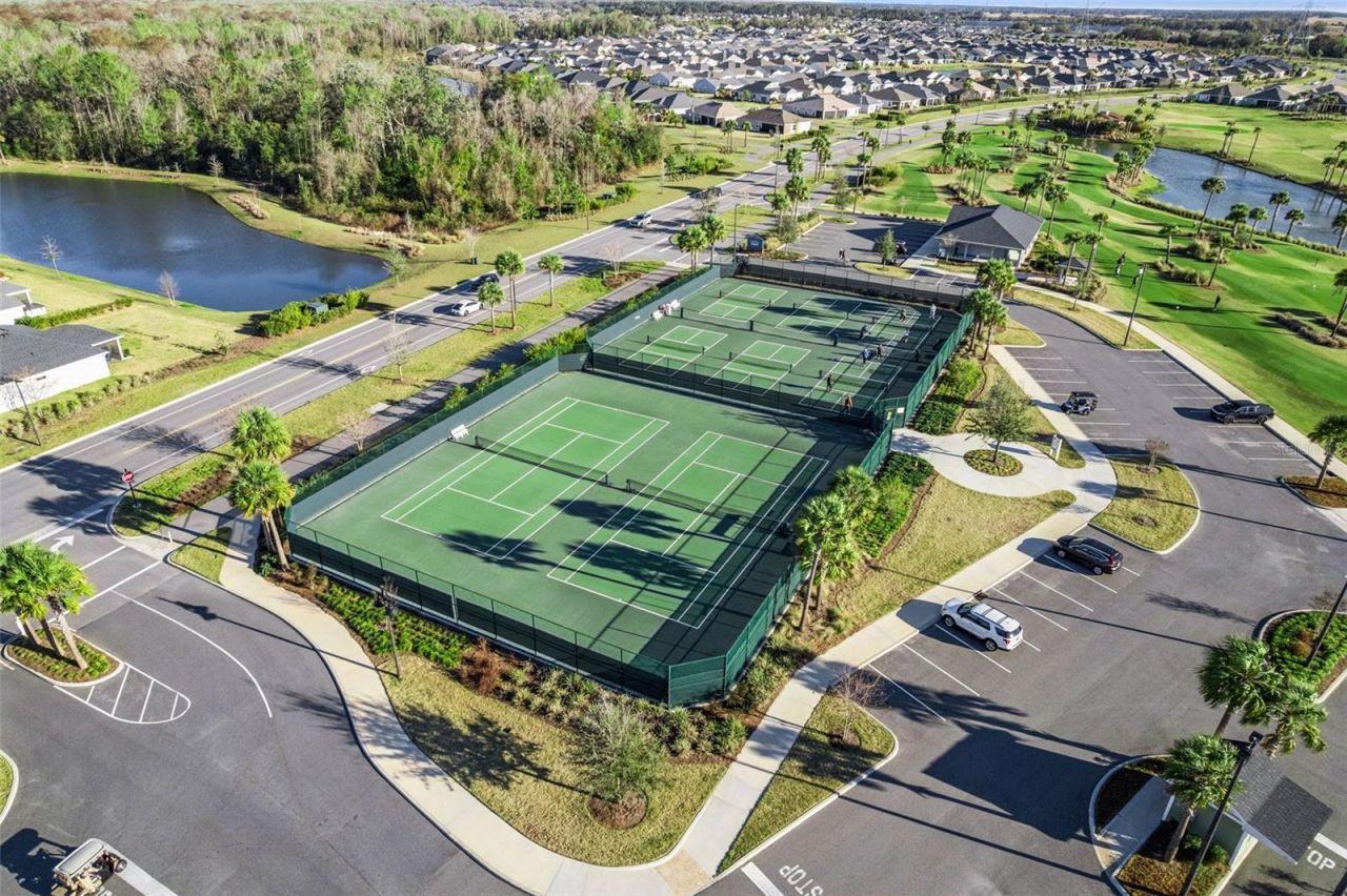 7492 Far Hills Loop, The Villages, FL 34762 Photo