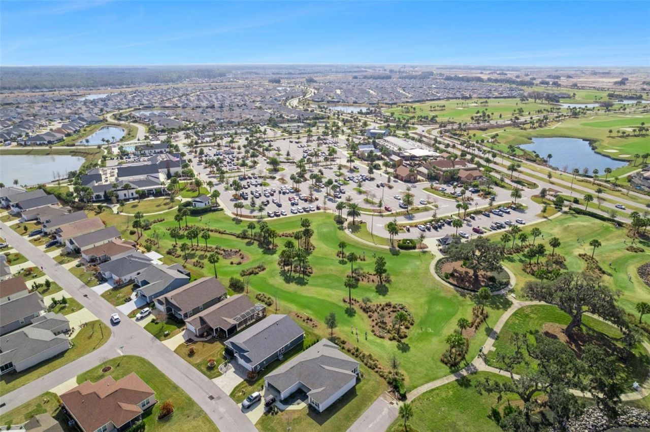 7492 Far Hills Loop, The Villages, FL 34762 Photo