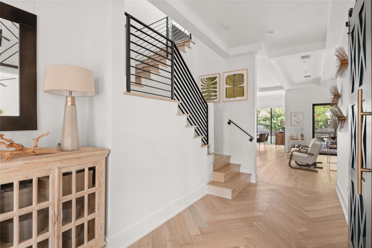 1575 Eastin Avenue, Orlando, FL 32804 Photo