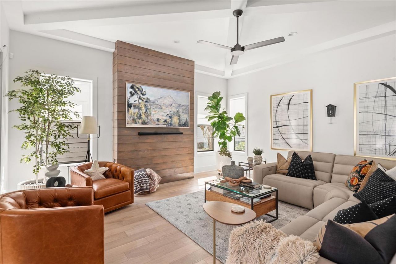 1575 Eastin Avenue, Orlando, FL 32804 Photo