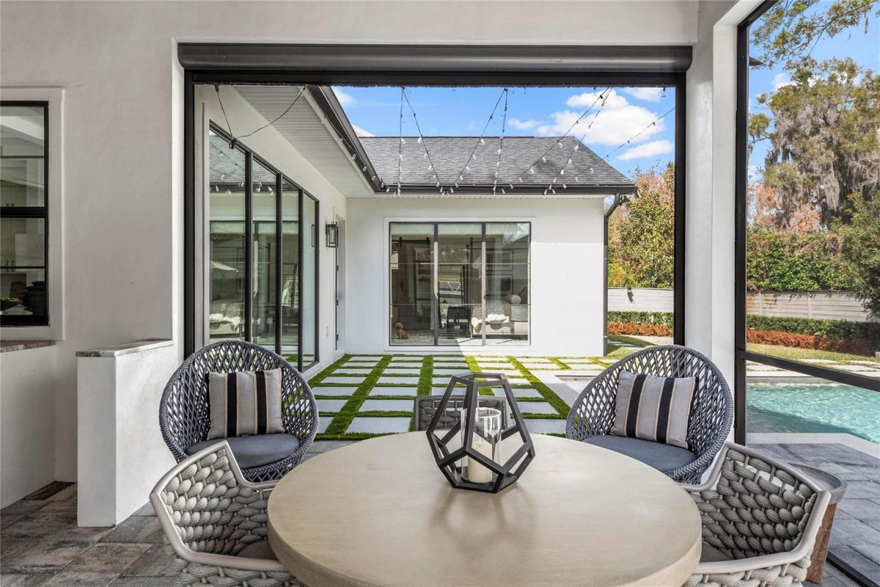 1575 Eastin Avenue, Orlando, FL 32804 Photo