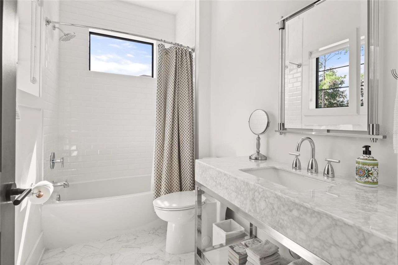 1575 Eastin Avenue, Orlando, FL 32804 Photo