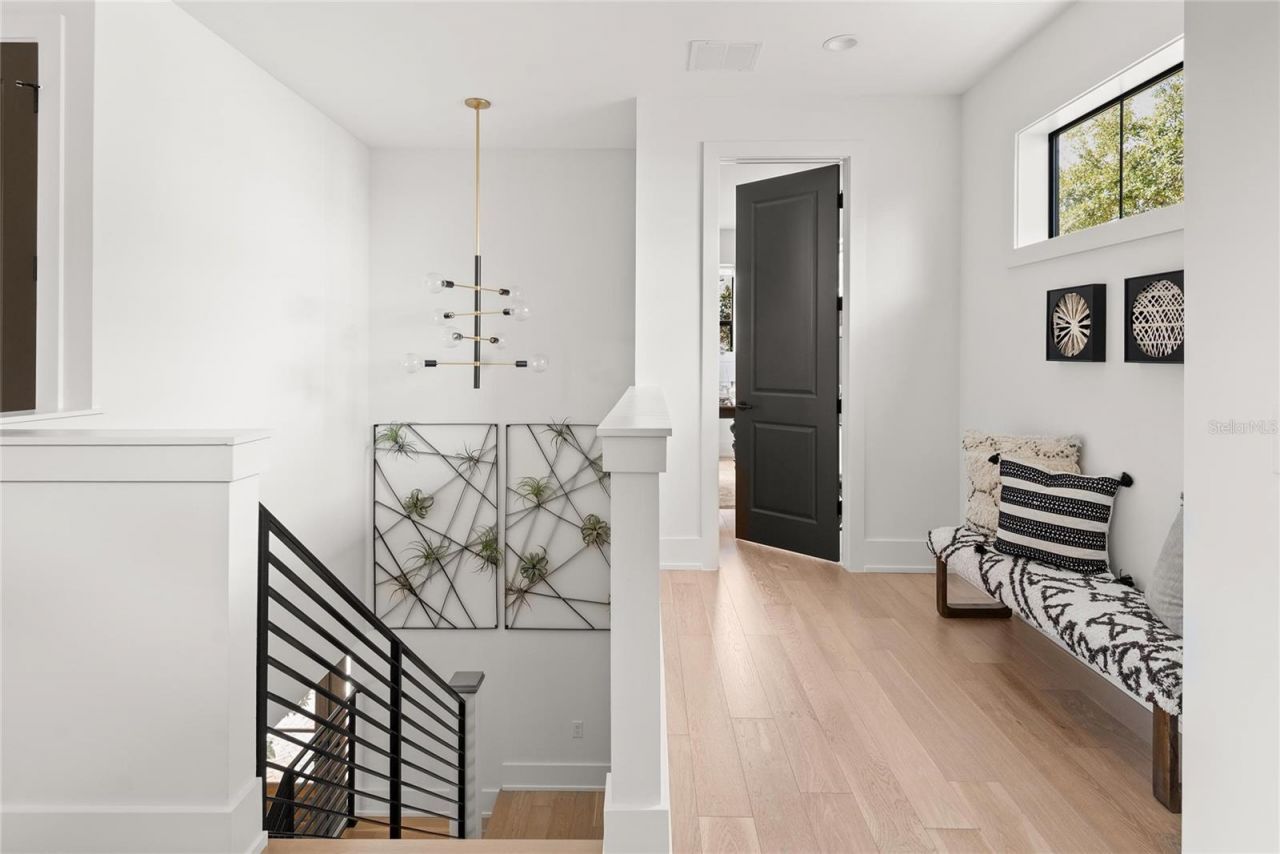 1575 Eastin Avenue, Orlando, FL 32804 Photo