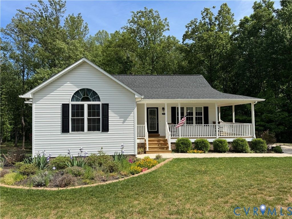 510 Oakleigh Avenue, Appomattox, VA 24522 Main Photo