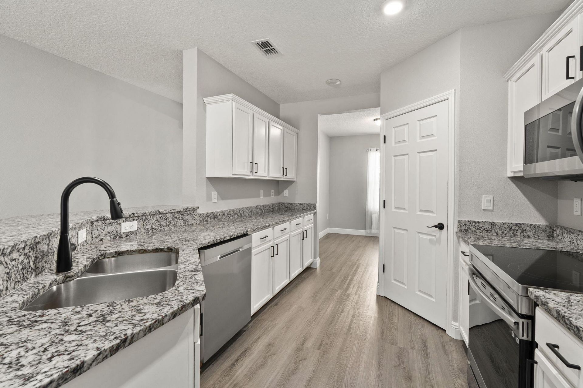 6105 NW Gause Avenue, Port Saint Lucie, FL 34986 Photo