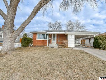 6730 Y Street, Lincoln, NE 68505