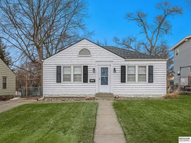 7710 Maywood Street, Ralston, NE 68127