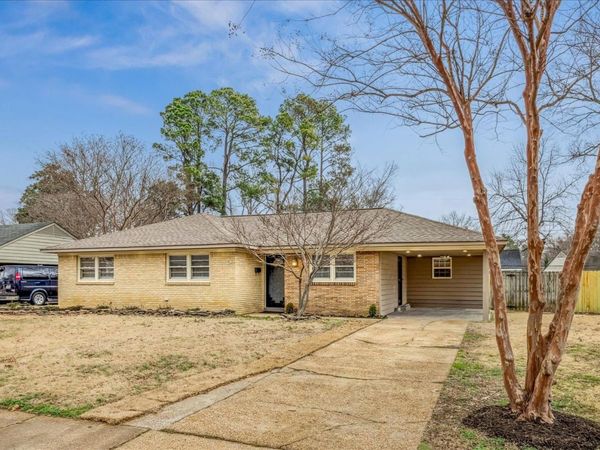 320 W PEG LN, Memphis, TN 38117