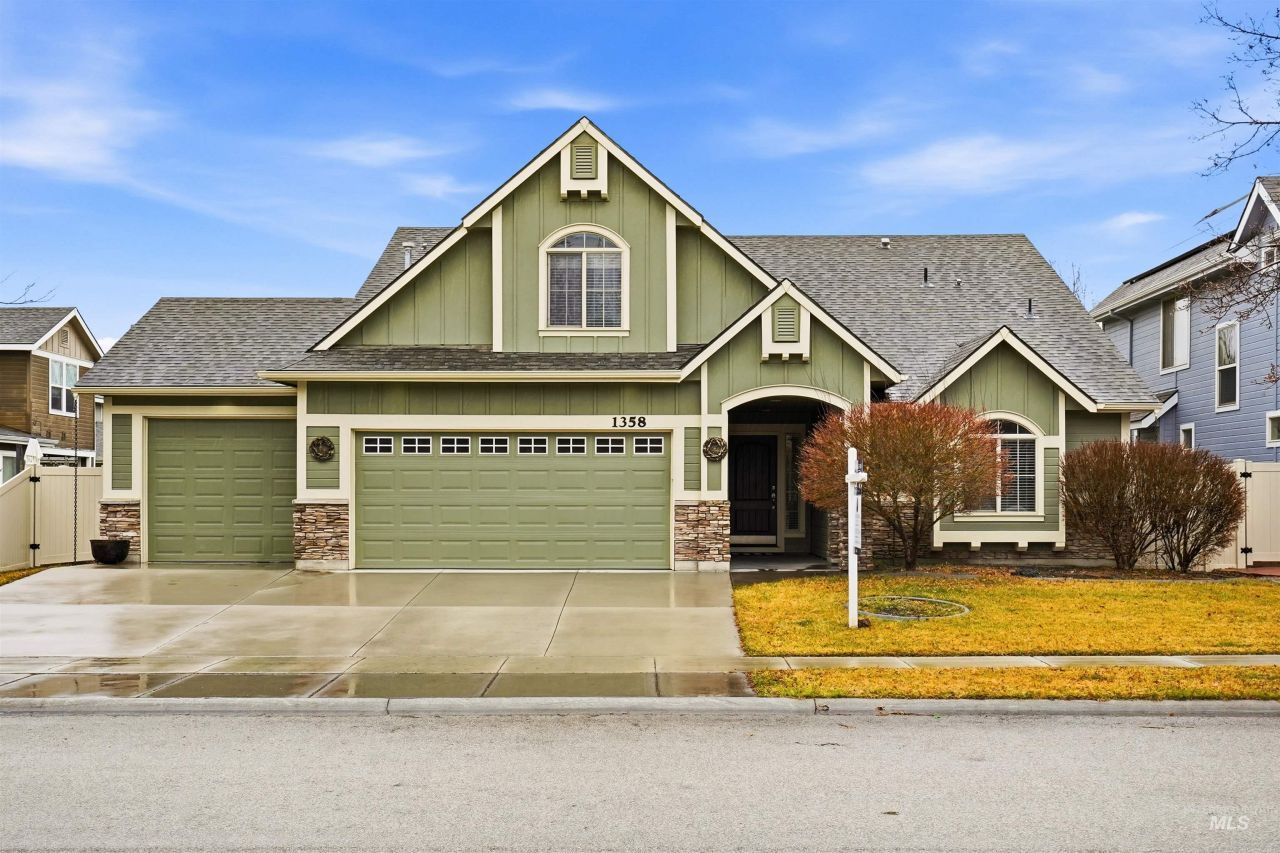 1358 E Pistioa, Meridian, ID 83642 Main Photo