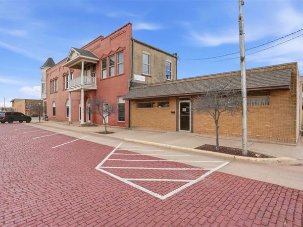 115 N Jefferson Avenue, Elk City, OK 73644