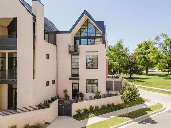 1327 N Dewey Avenue, Oklahoma City, OK 73103