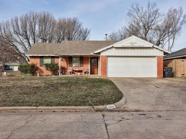 6300 NW 19th Drive, Bethany, OK 73008