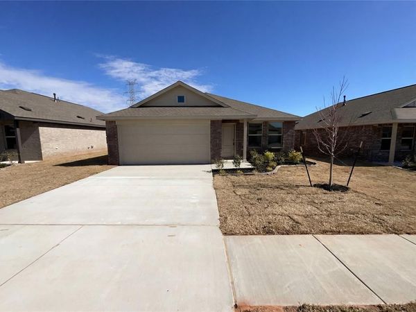 3728 Los Cabos Drive, Mustang, OK 73064