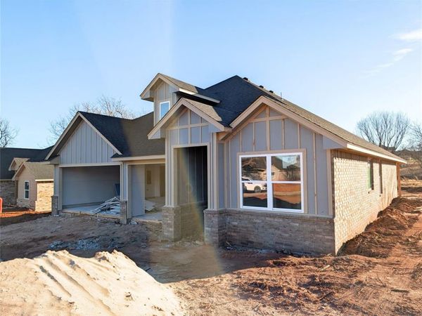 2205 Winter Ridge Road, Blanchard, OK 73010