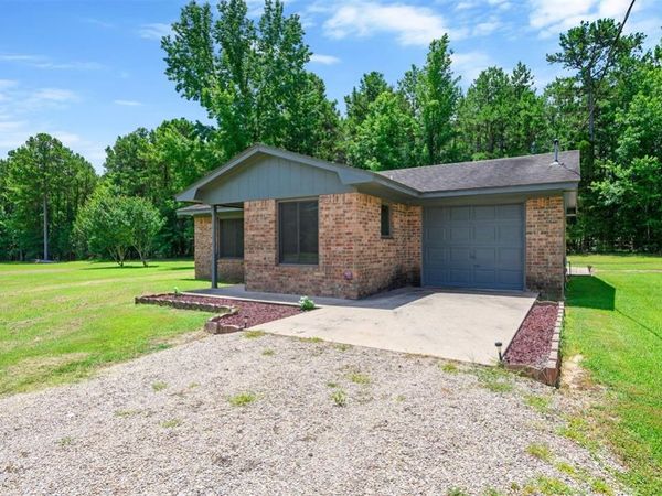 3616 E 1980 Road, Fort Towson, OK 74735