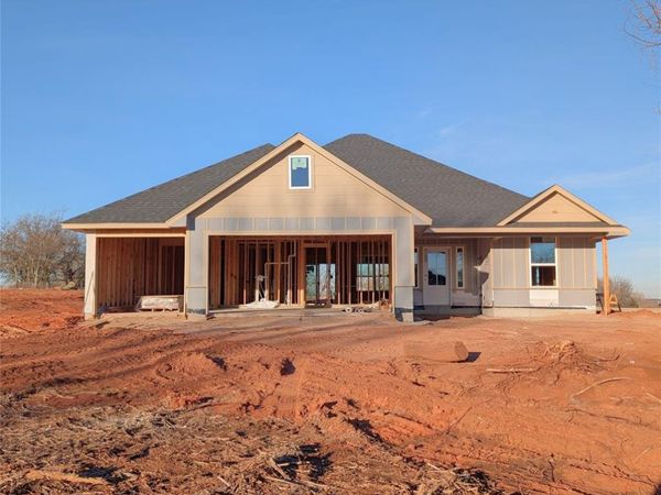 2204 Winter Ridge Road, Blanchard, OK 73010