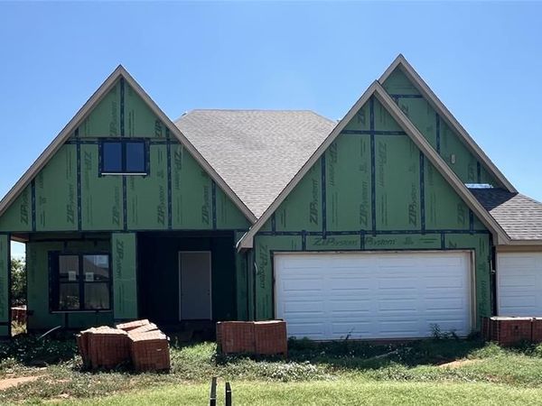 3204 Sagebrush Place, Yukon, OK 73099
