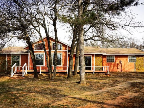 19 Russell Road, McLoud, OK 74851