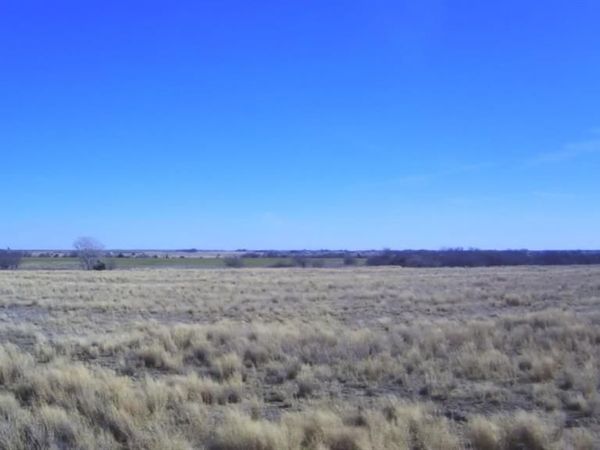 25906 E H Holden Road, Kremlin, OK 73753