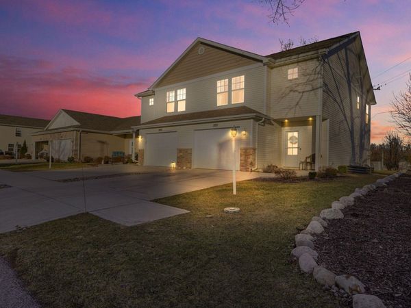 1201 Tower Lane, Chesterton, IN 46304