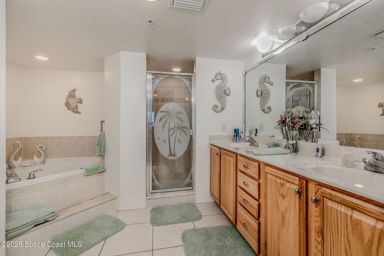 742 Bayside Drive, Unit 504, Cape Canaveral, FL 32920 Photo