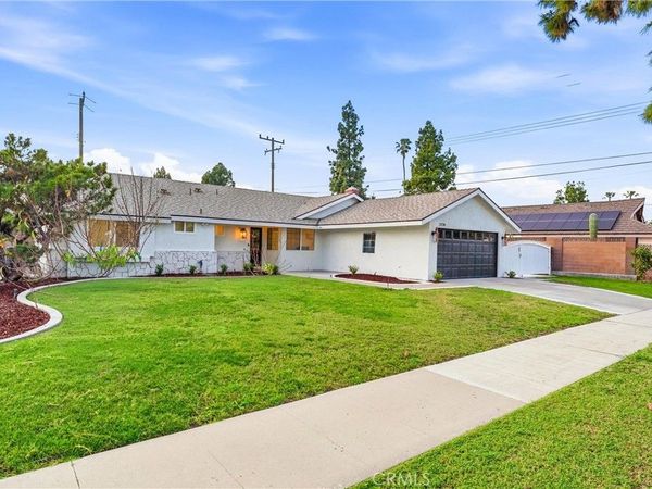2776 N Beechwood, Orange, CA 92865