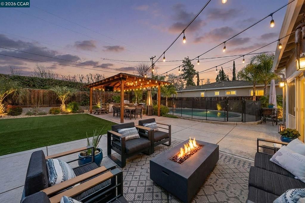 1734 1734 Orleans Ct, Walnut Creek, CA 94598 Main Photo