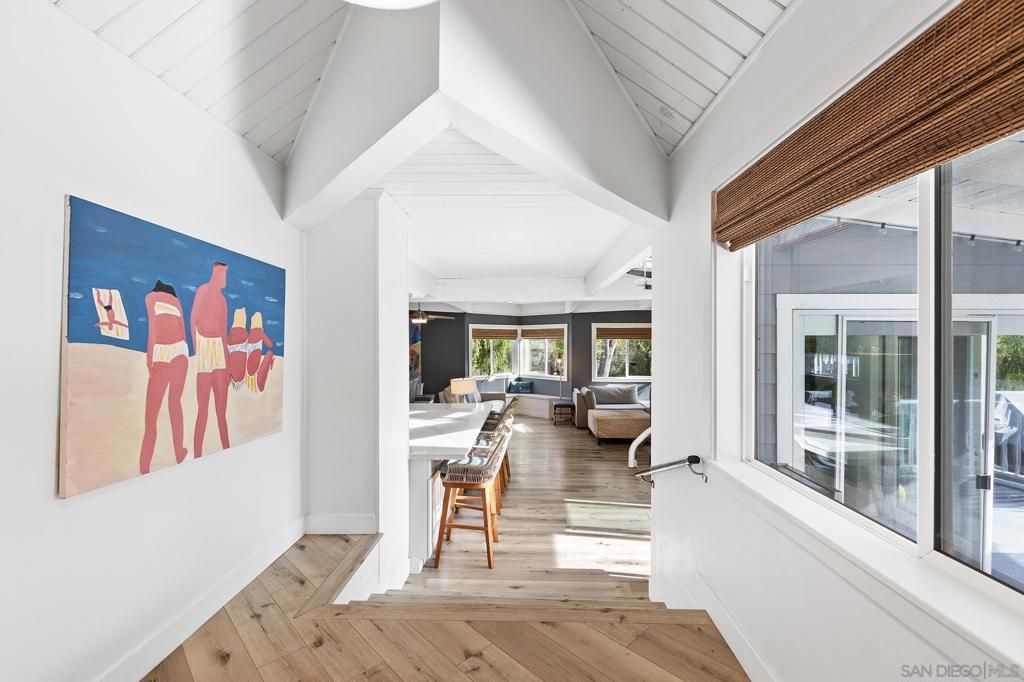 678 Via Rancho Pkwy, Escondido, CA 92029 Main Photo