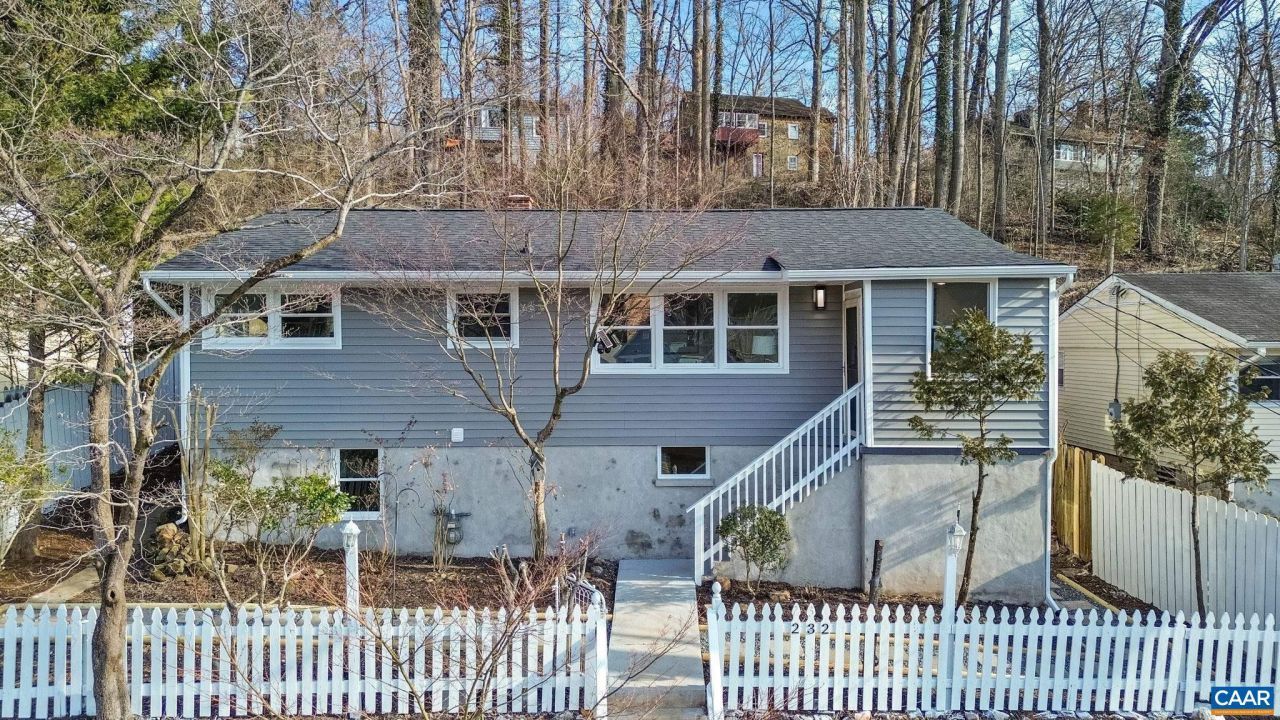 232 Sunset Ave, Charlottesville, VA 22903 Main Photo