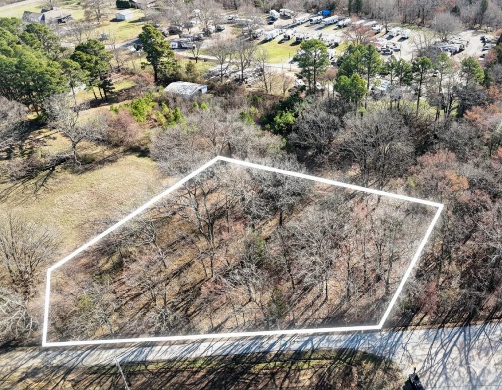 0 Tuttle Ln, Byhalia, MS 38611 Main Photo