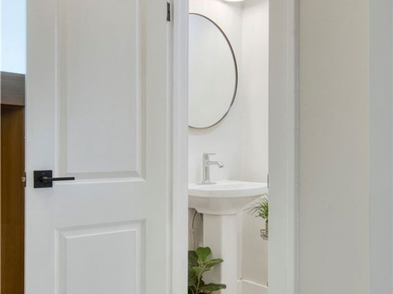 2332 Allison Road, University Heights, OH 44118 Photo 6