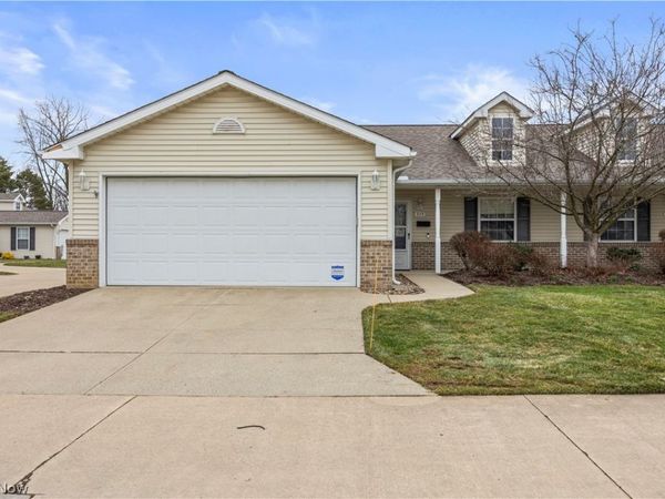 315 W Glen, Elyria, OH 44035