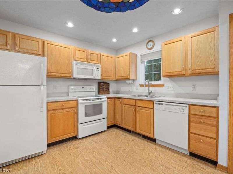 315 W Glen, Elyria, OH 44035 Photo 10