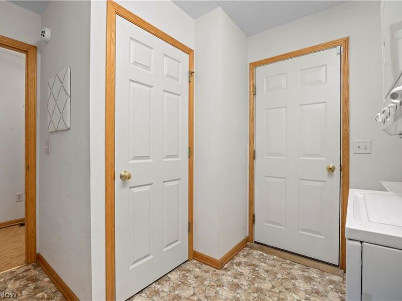 315 W Glen, Elyria, OH 44035 Photo 12