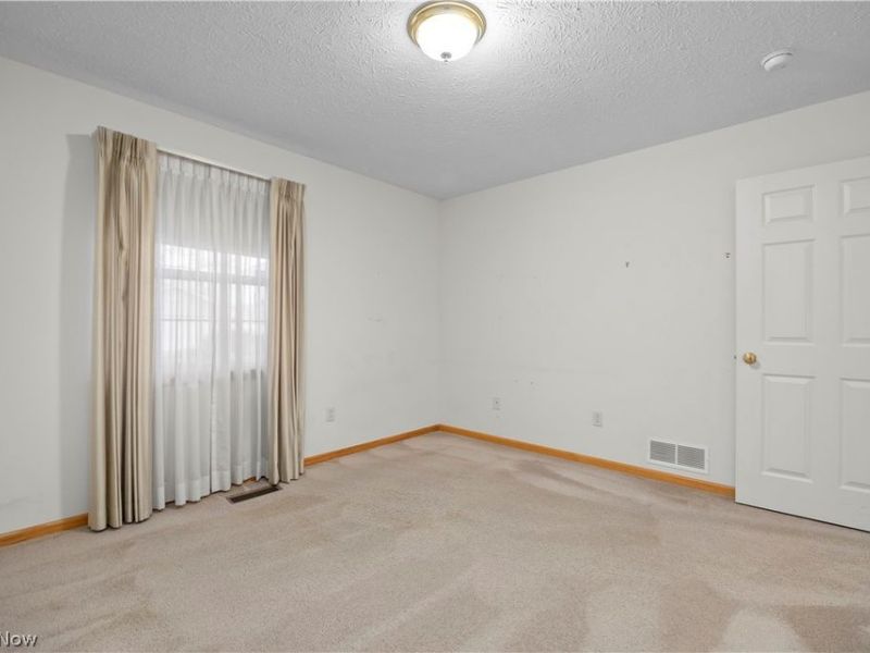 315 W Glen, Elyria, OH 44035 Photo 24