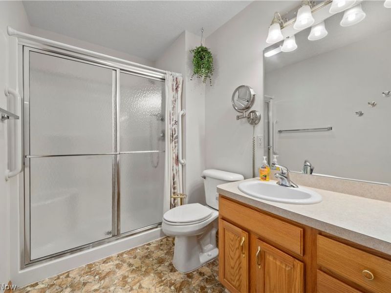 315 W Glen, Elyria, OH 44035 Photo 25