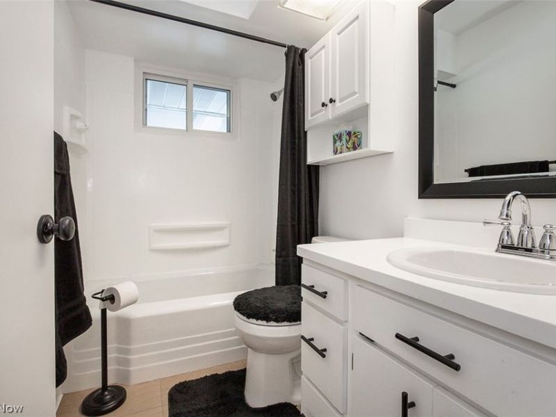 14686 Drake Road, Strongsville, OH 44136 Photo 33