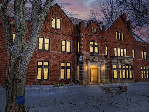 2965 Fairmount Boulevard, University Heights, OH 44118