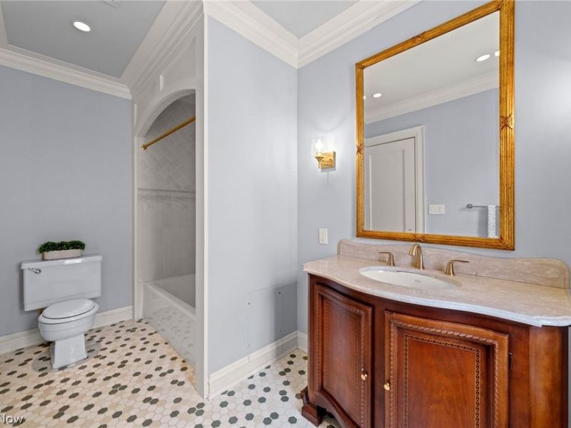 2965 Fairmount Boulevard, University Heights, OH 44118 Photo 38