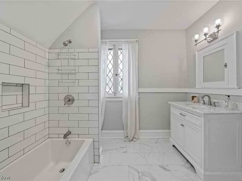 2965 Fairmount Boulevard, University Heights, OH 44118 Photo 42