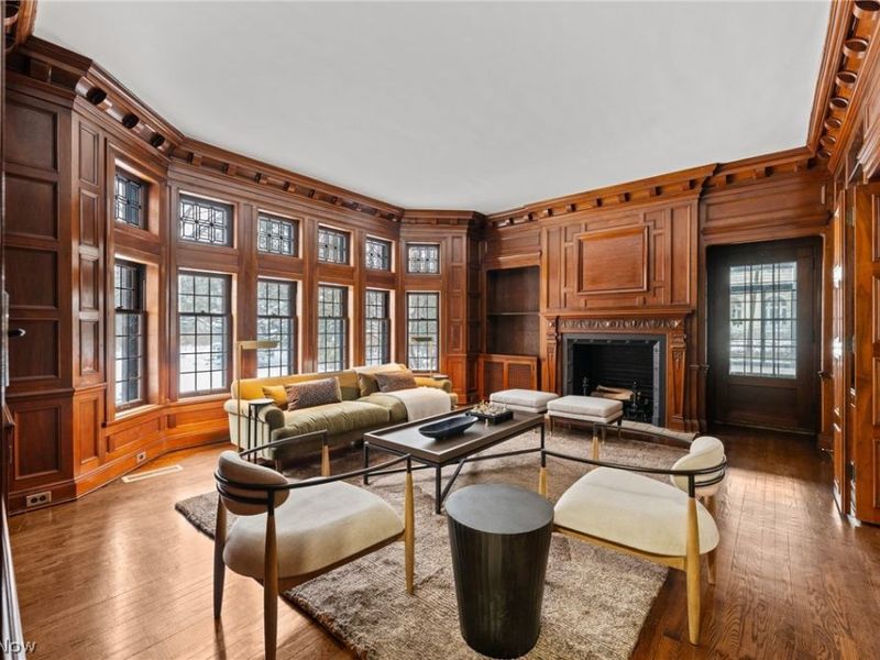 2965 Fairmount Boulevard, University Heights, OH 44118 Photo 8