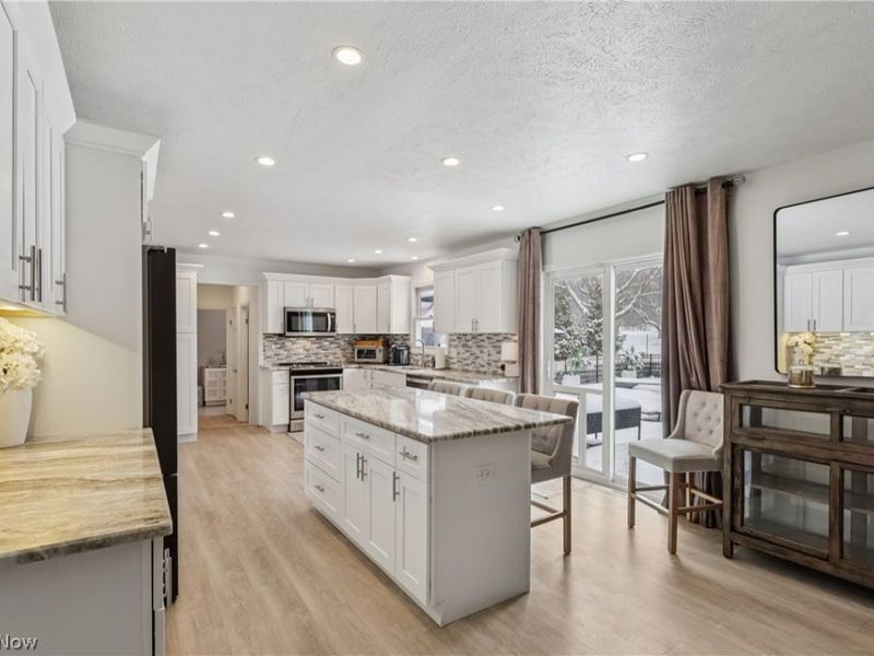 17116 Northbrook Trail, Chagrin Falls, OH 44023 Photo 10