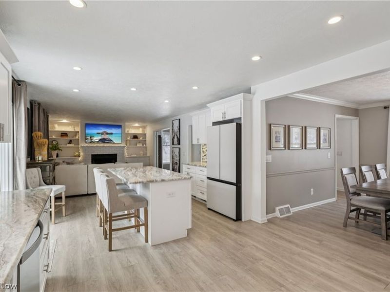 17116 Northbrook Trail, Chagrin Falls, OH 44023 Photo 12